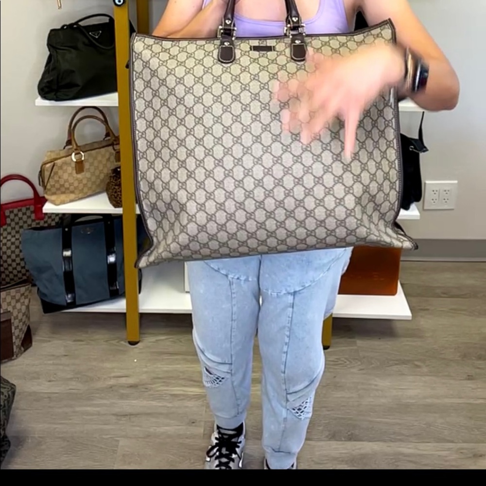 Gucci Jumbo Tote Supreme bag